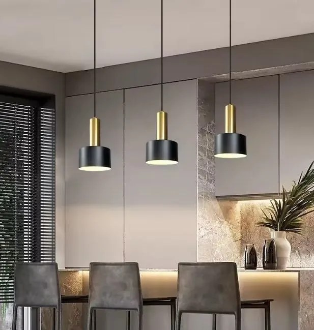 Lampa sufitowa loftowa metalowa wisząca AT36-3SZ-Czarny+Złoty