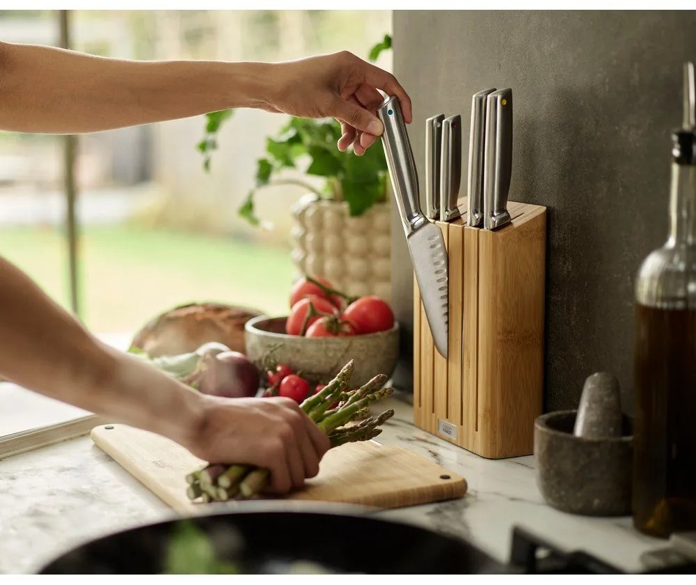 Zestaw noży ze stojakiem ze stali nierdzewnej 5 szt. Elevate Bamboo – Joseph Joseph