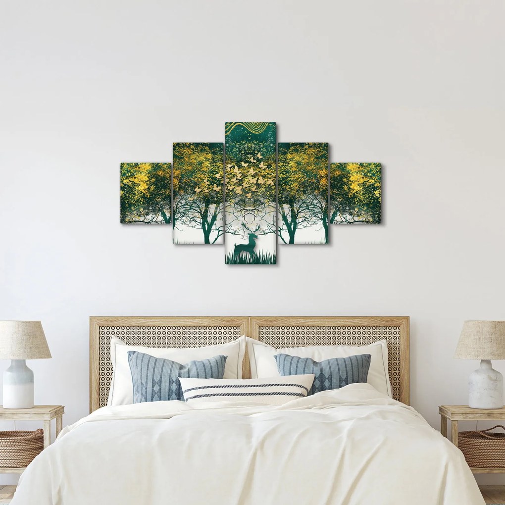 Obraz - Jelenie w zielonym lesie (125x70 cm)
