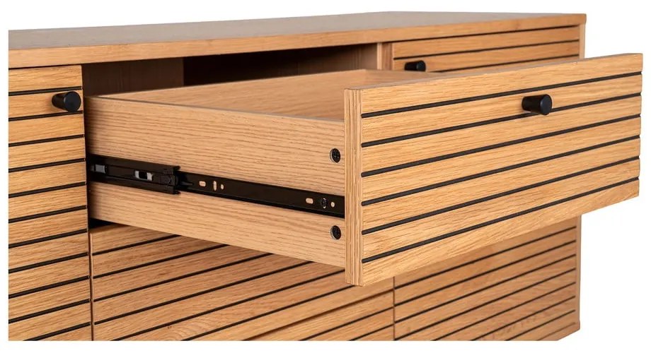Niska komoda w dekorze dębu w naturalnym kolorze 150x74 cm Kyoto – House Nordic