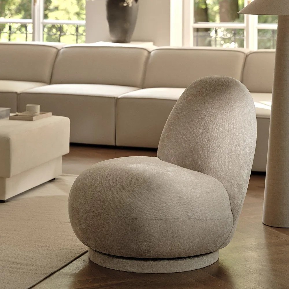 Czarny fotel z materiału bouclé Chuck – Micadoni Home