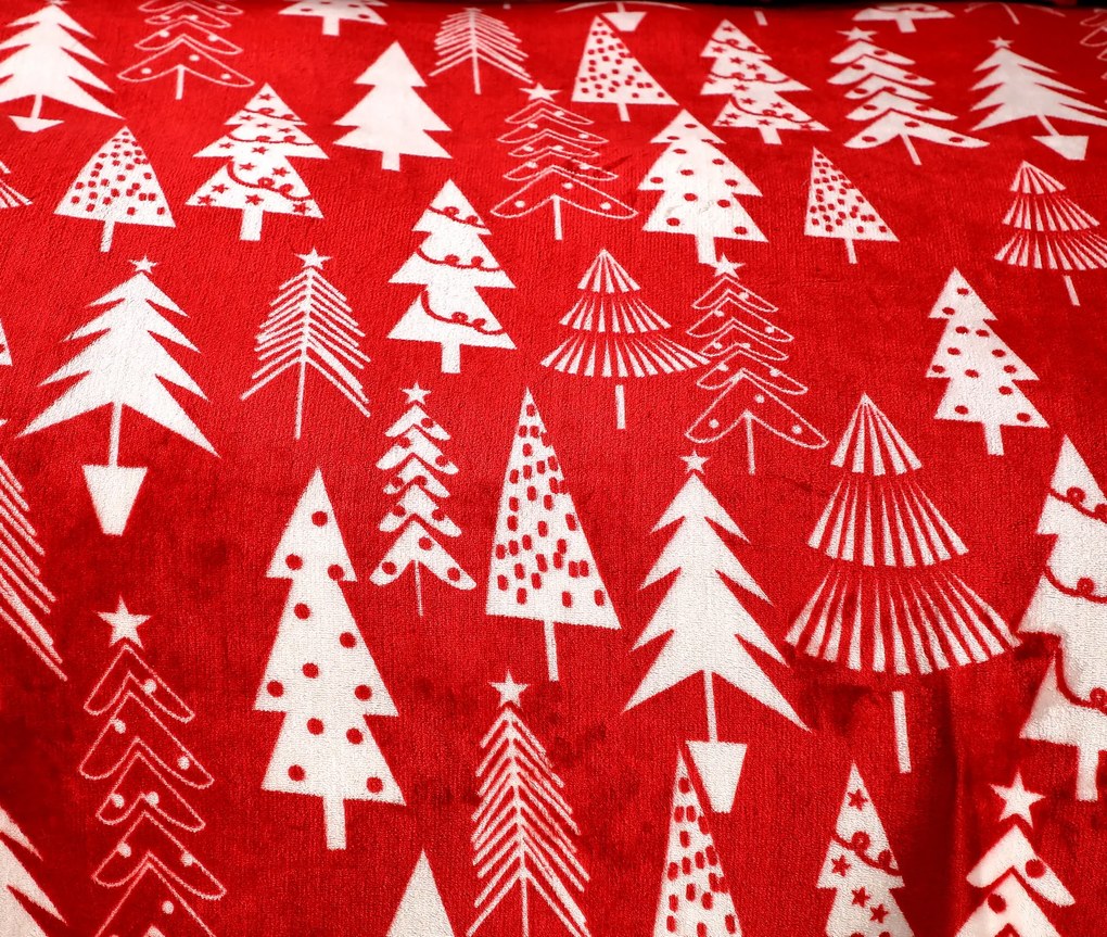 PrzytulneMieszkanie.pl PrzytulneMieszkanie.pl PrzytulneMieszkanie.pl Zestaw pościeli z mikropluszu CHRISTMAS TREES czerwony + prześcieradło z mikropluszu SOFT 180x200 cm biały, łóżko podwójne