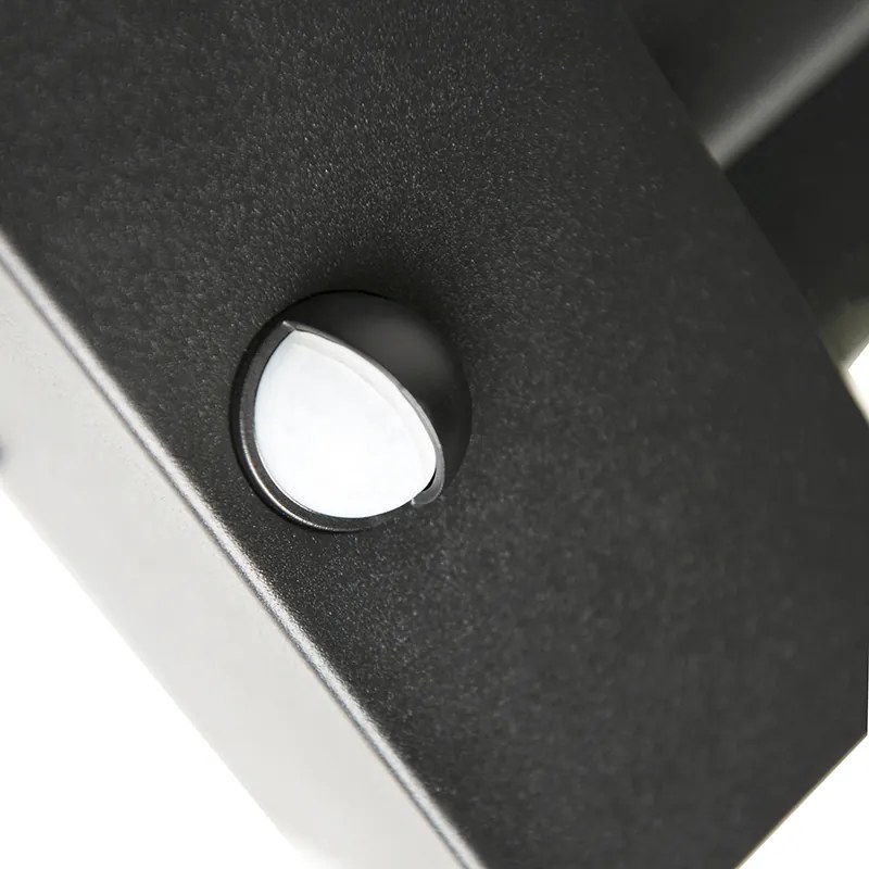 Lampa ścienna zewnętrzna czarna z czujnikiem ruchu IP44 - Rotterdam