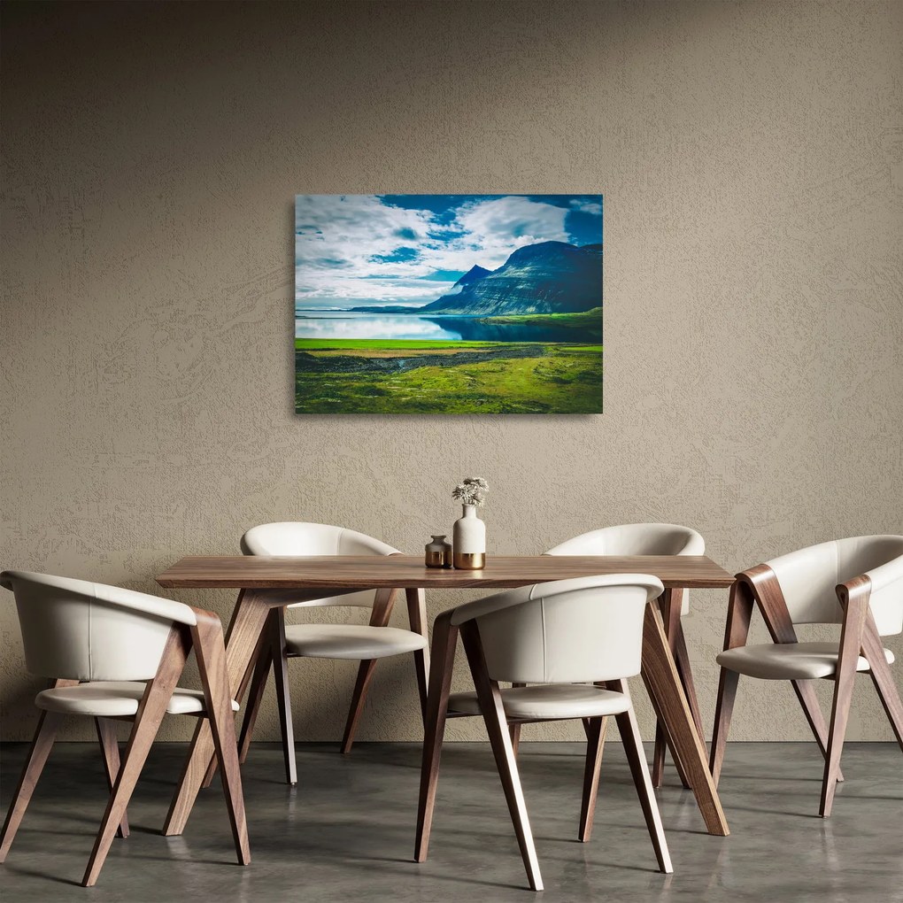 Obraz na szkle - jezioro z górami (70x50 cm)