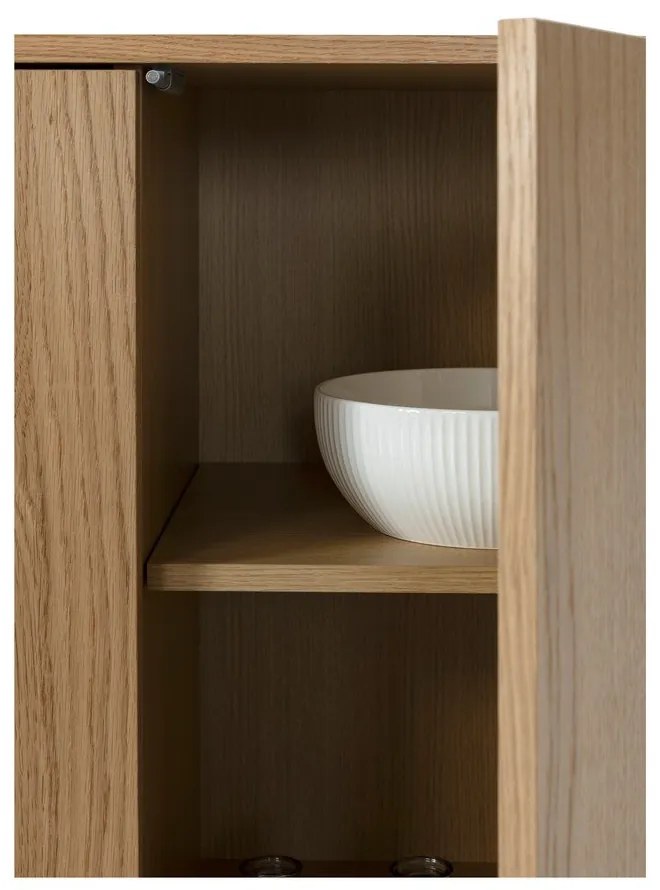 Komoda w dekorze dębu w naturalnym kolorze 180x75x40 cm Padoc – MOME