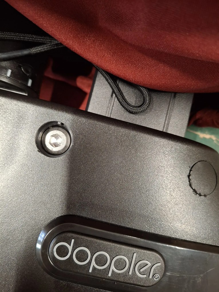 Doppler ACTIVE 240 x 135 cm - nowoczesny parasol z boczną nogą - Towar z drobną wadą (S303)