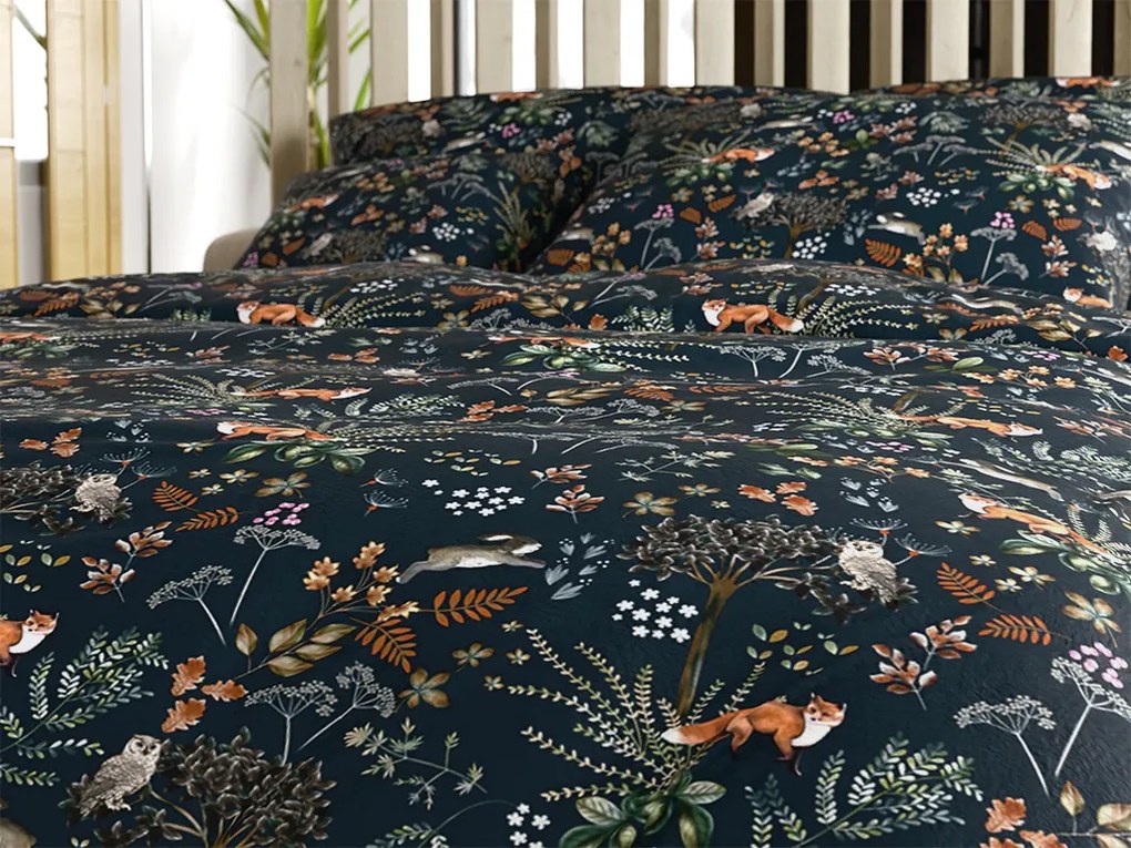 PrzytulneMieszkanie.pl PrzytulneMieszkanie.pl Pościel z mikropluszu LIS I ZAJĄC ciemnozielona Rozmiar pościeli: 2 szt 70 x 90 cm | 200 x 220 cm