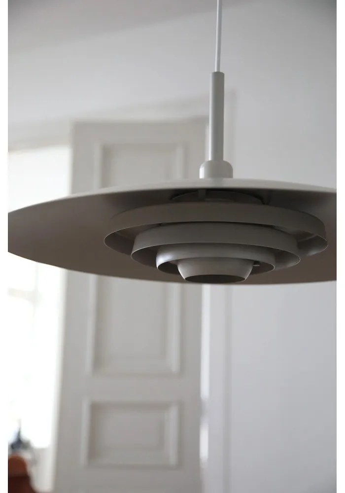 Beżowa lampa wisząca z metalowym kloszem ø 57 cm Piny – Markslöjd