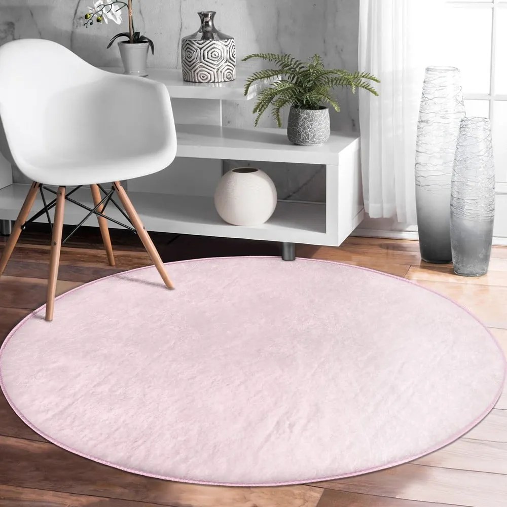 Jasnoróżowy okrągły dywan odpowiedni do prania i robotów sprzątających ø 120 cm Comfort – Mila Home