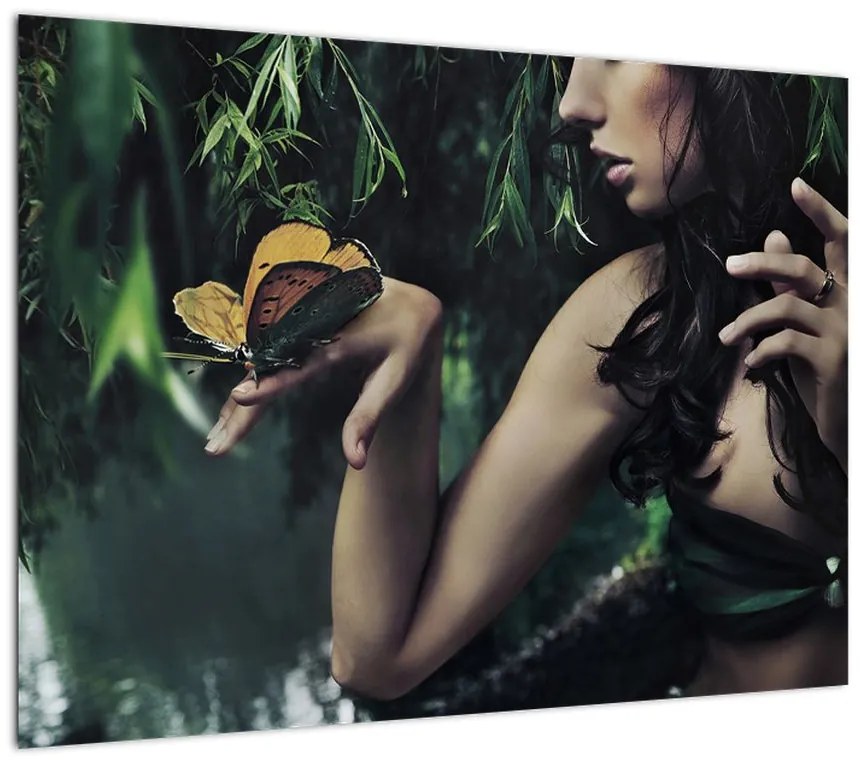 Obraz na szkle pełnej wdzięku kobiety z motylem (70x50 cm)