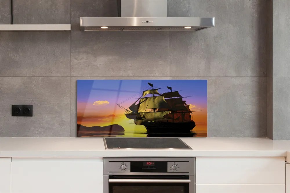 Szkło do Kuchni na Ścianę Statek na tle Nieba i Morza