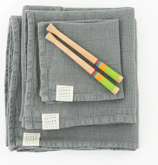 Dziecięcy niebieski ręcznik z kapturem Linen Tales Waffle, 70x70 cm