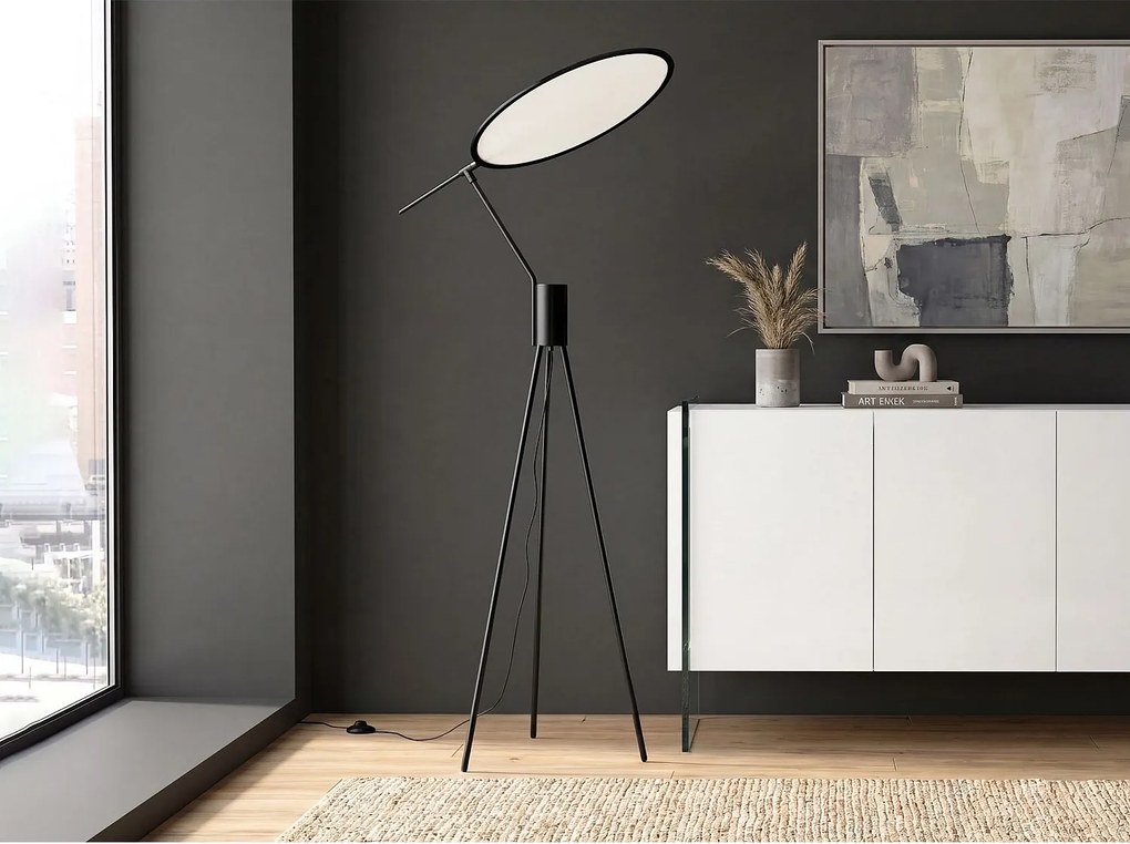 Lampa podłogowa z czarnej stali 8099 ANGEL CERDA