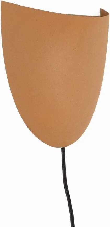 Kinkiet do kontaktu w kolorze terakoty Nibla – Kave Home