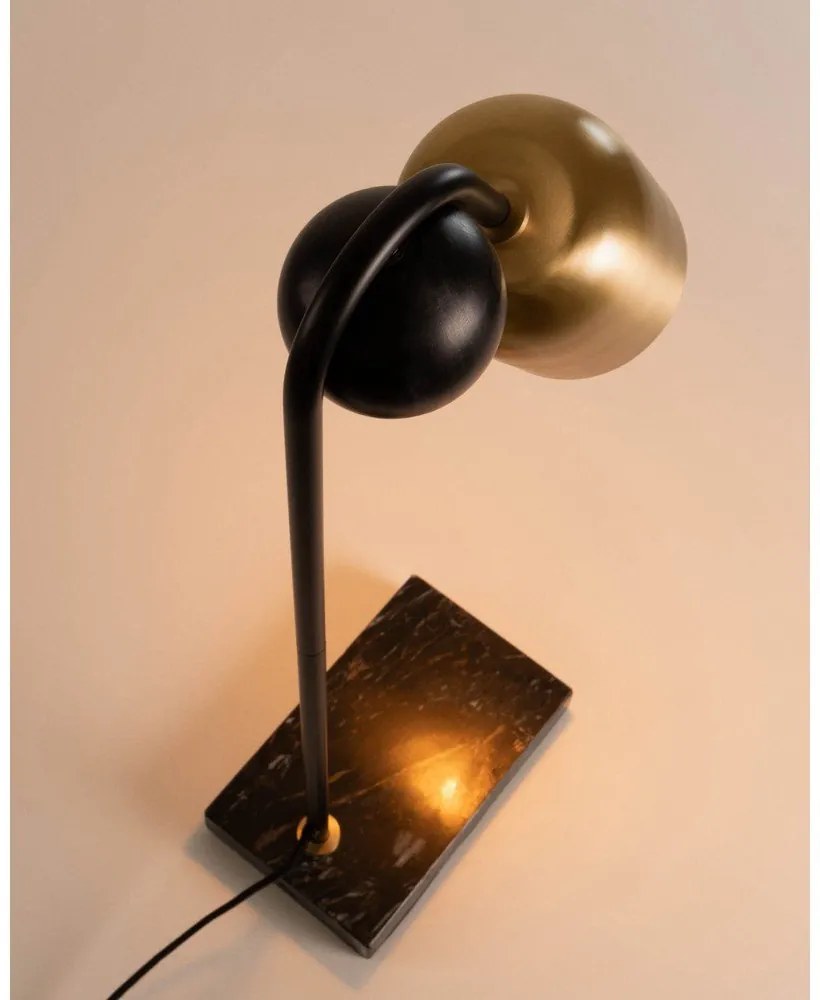 Lampa stołowa w czarno-złotym kolorze (wysokość 60 cm) Natsumi – Kave Home