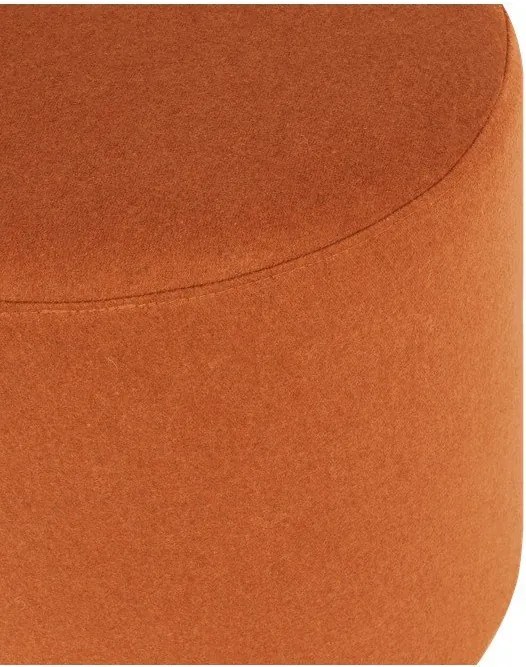 Wełniany puf w kolorze terakoty Folk – noo.ma