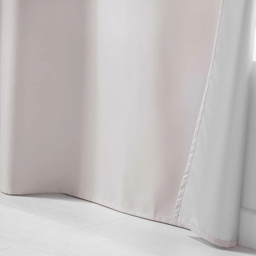 Zasłona termiczna na przelotkach ICEMOUNT 140 x 260 cm