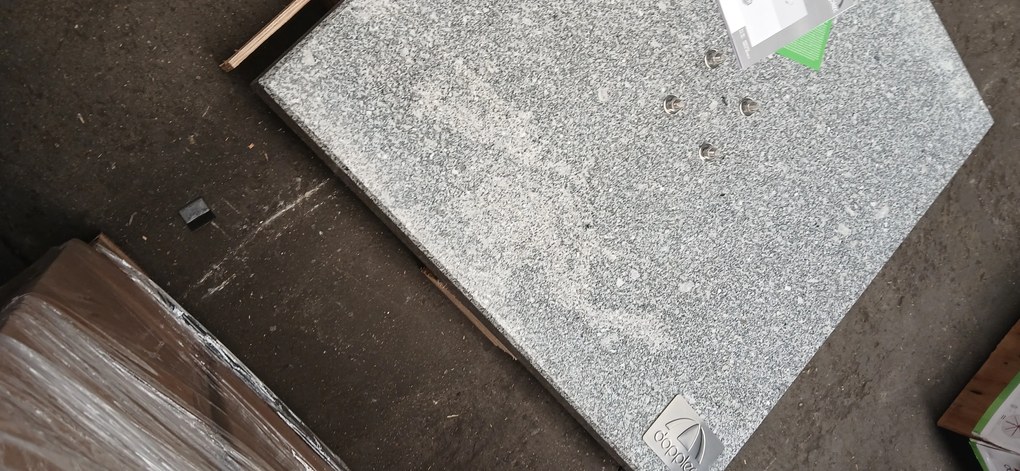 Doppler Mobilna podstawa pod parasol 140 kg - granitowa na kółkach - Towar z drobną wadą (SO101)