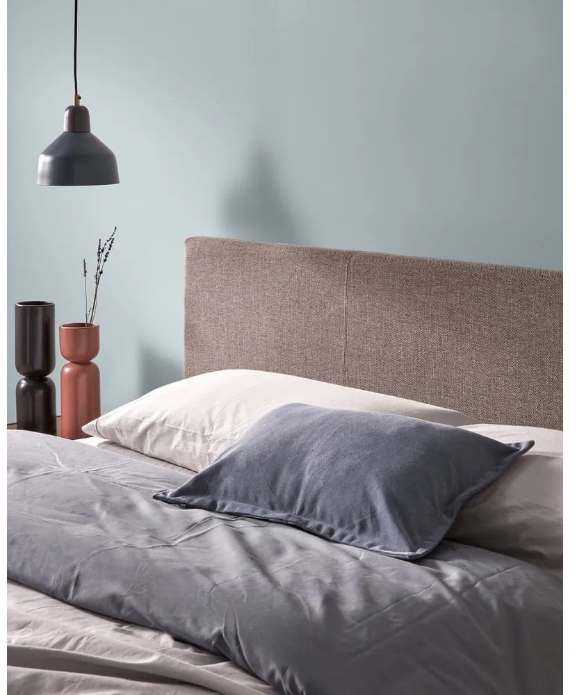 Szare tapicerowane łóżko dwuosobowe ze schowkiem i stelażem 180x200 cm Nahiri – Kave Home