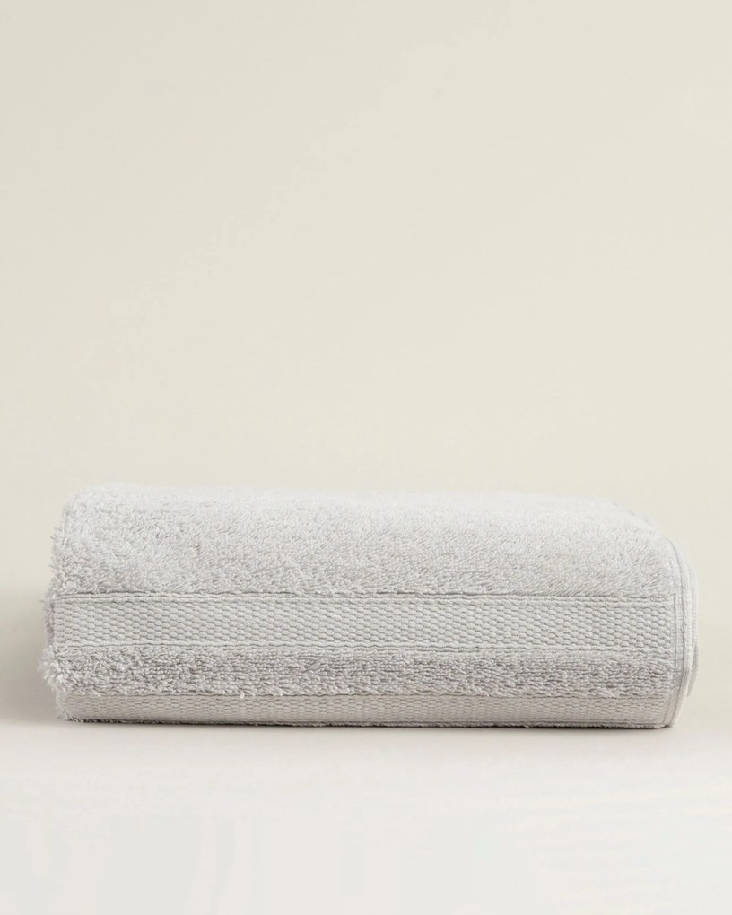 Ręcznik Essence 70x140 cm light grey