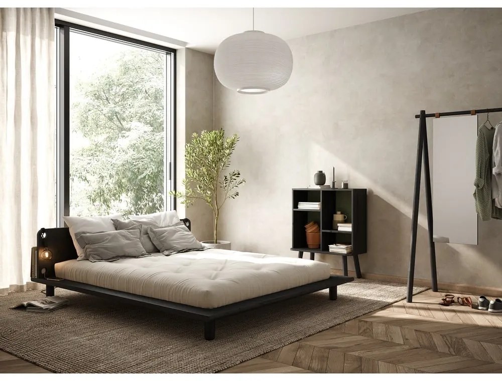 Czarne łóżko dwuosobowe z drewna sosnowego ze stelażem 140x200 cm Peek – Karup Design