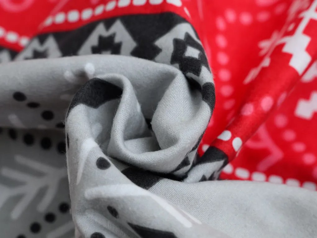 PrzytulneMieszkanie.pl PrzytulneMieszkanie.pl Flanelowa pościel SNOWY FOREST szara Rozmiar pościeli: 70 x 90 cm | 140 x 200 cm