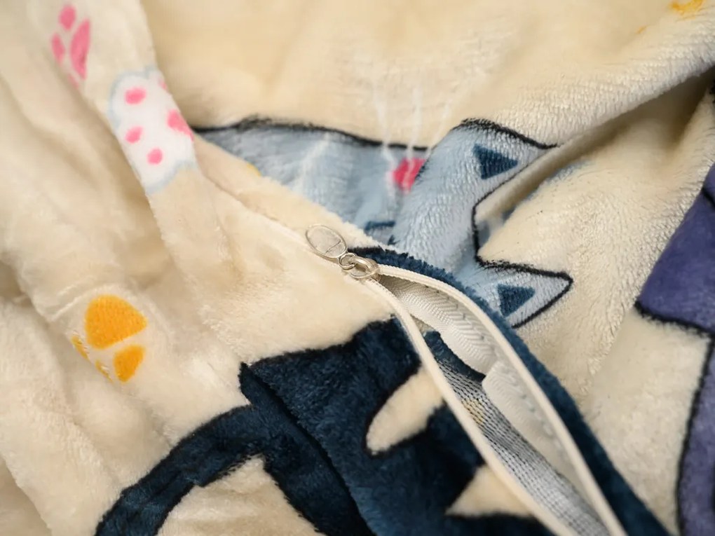 PrzytulneMieszkanie.pl PrzytulneMieszkanie.pl PrzytulneMieszkanie.pl Zestaw 2 szt. pościeli z mikropluszu PURRSLEEP beżowe + prześcieradło z mikropluszu SOFT 180x200 cm białe, łóżko podwójne.