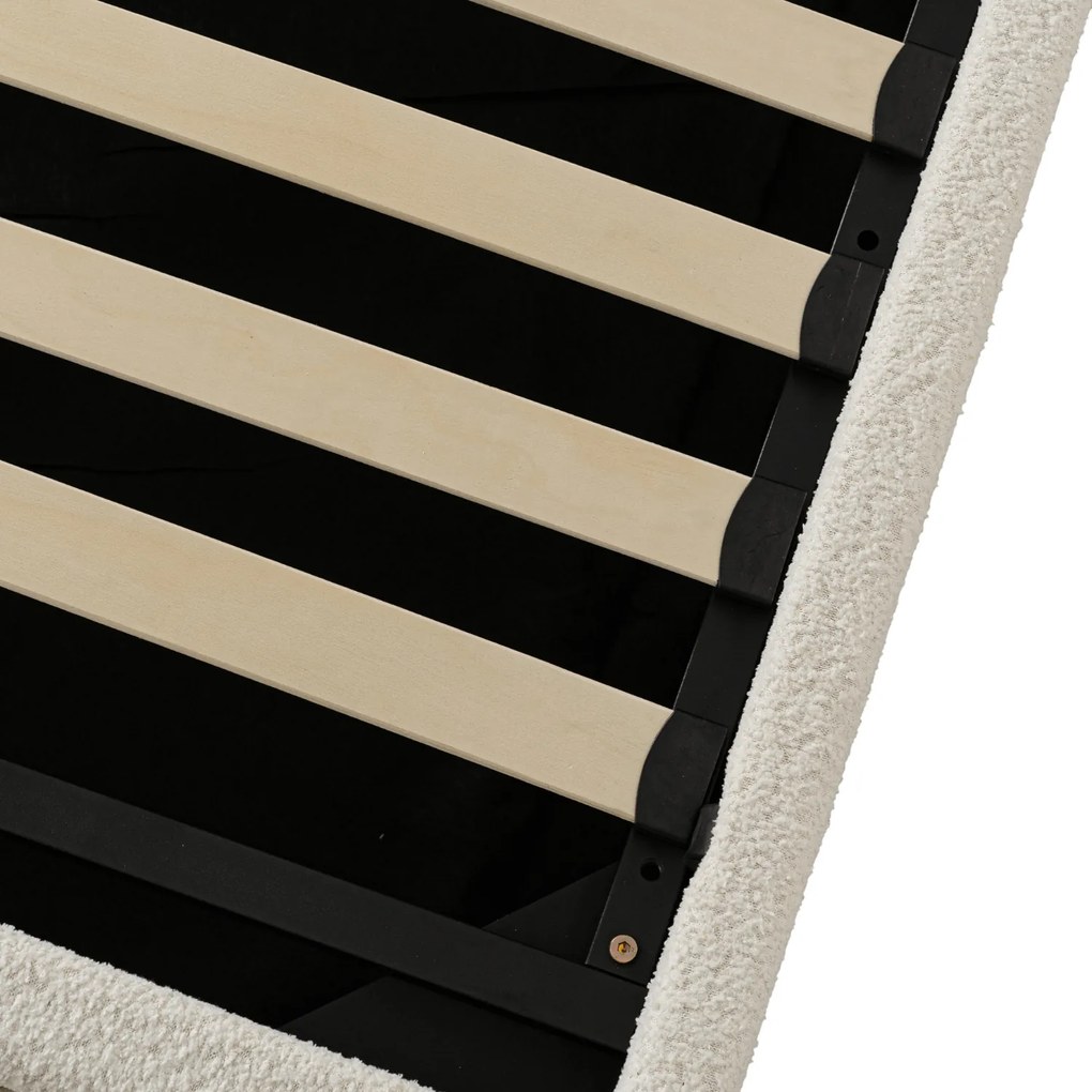 Łóżko Tapicerowane 140x200 cm MARSYLIA ze Stelażem i Pojemnikiem Dwuosobowe Boucle Kremowe