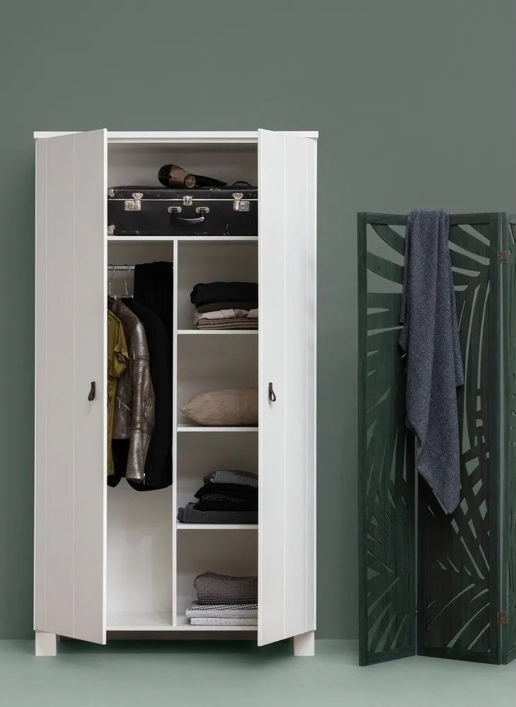 Biała szafa z litego drewna sosnowego 111x202 cm Ties – WOOOD