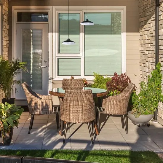 Podwójna lampa solarna z pilotem - N27 T5-E11