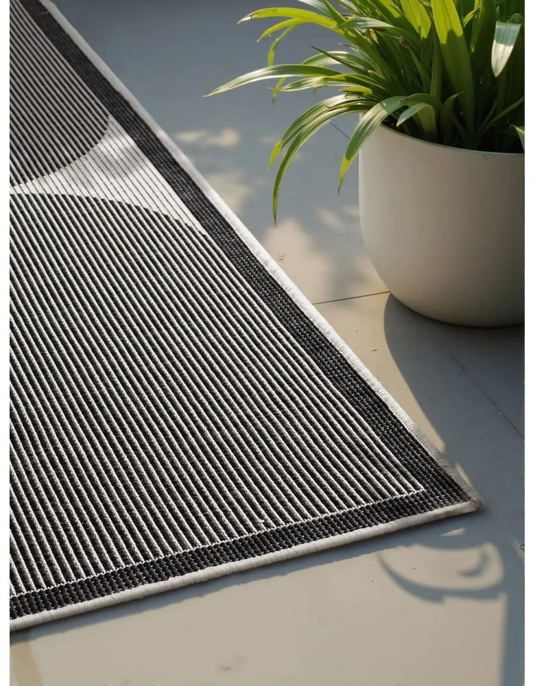 Czarno-biały dywan odpowiedni na zewnątrz 120x170 cm Duet Bowen – NORTHRUGS