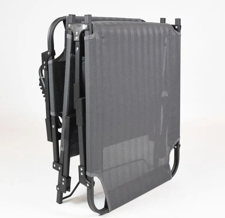 Składany leżak z poduszką, szary, wymiary: 189 x 63 x 34 cm.