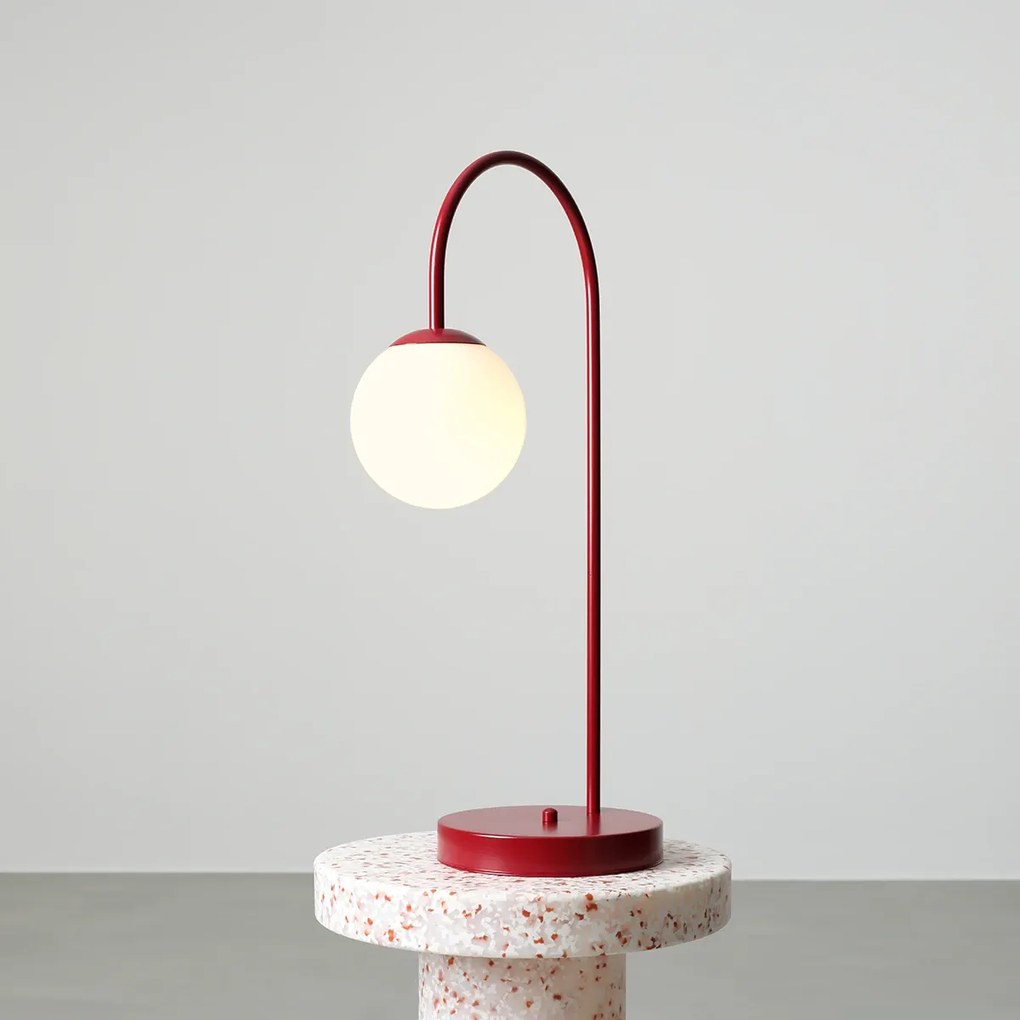 Lampka stołowa w formie łuku Una