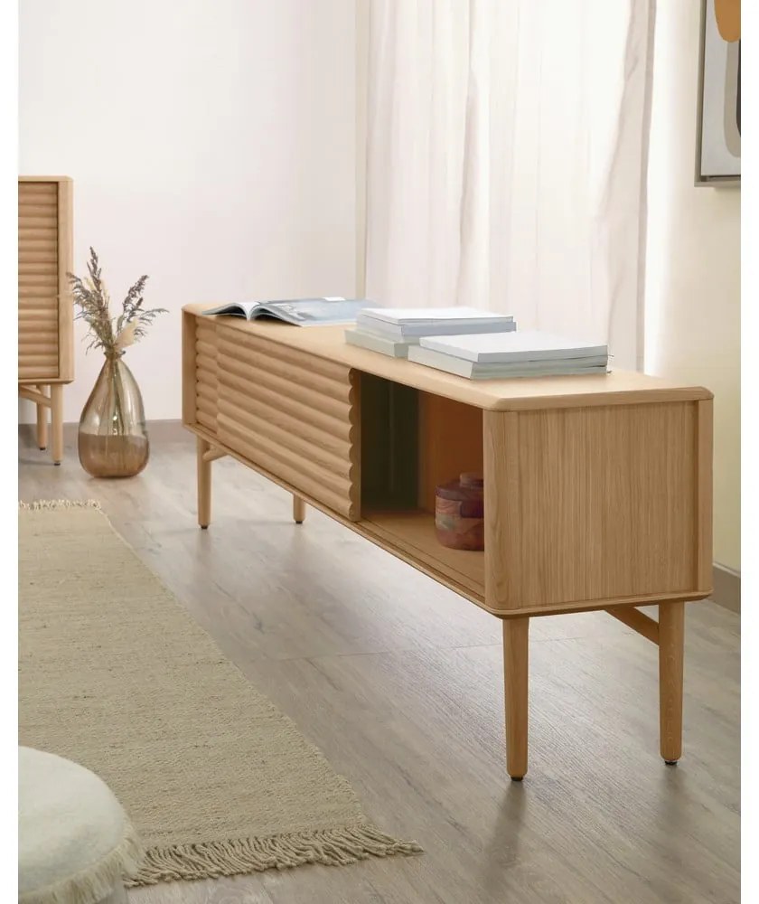 Komoda pod TV w dekorze dębu Kave Home Lenon