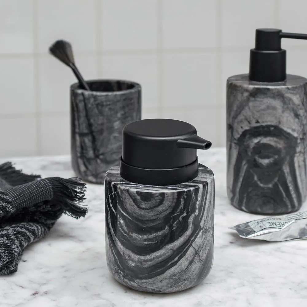 Czarny marmurowy dozownik do mydła 0.2 l Marble – Mette Ditmer Denmark