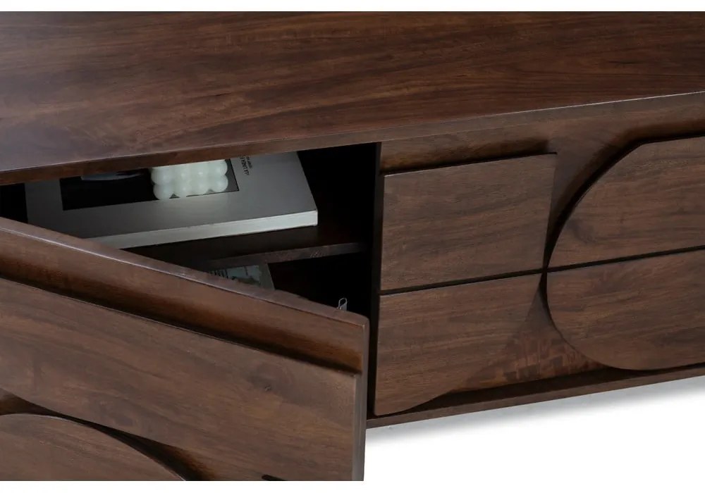 Brązowa szafka pod TV z litego drewna mango 145x55x40 cm Trisha – MOME