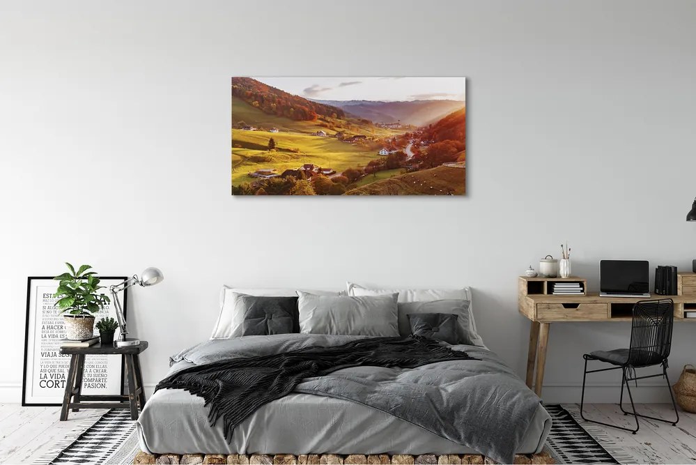 Obraz drukowany na płótnie Dolina w Objęciach Lasu