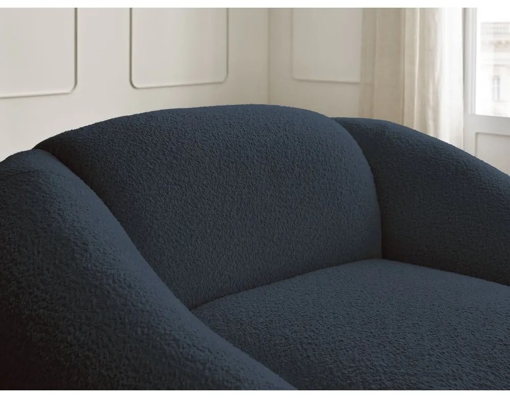 Ciemnoniebieski fotel z materiału bouclé Tina – Bobochic Paris