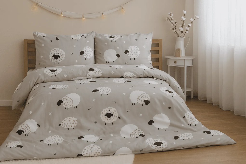 PrzytulneMieszkanie.pl PrzytulneMieszkanie.pl Polibawełniana pościel na 2 łóżka SHEEPS, beżowa Rozmiar pościeli: 2 szt 70 x 90 cm | 2 szt 140 x 200 cm
