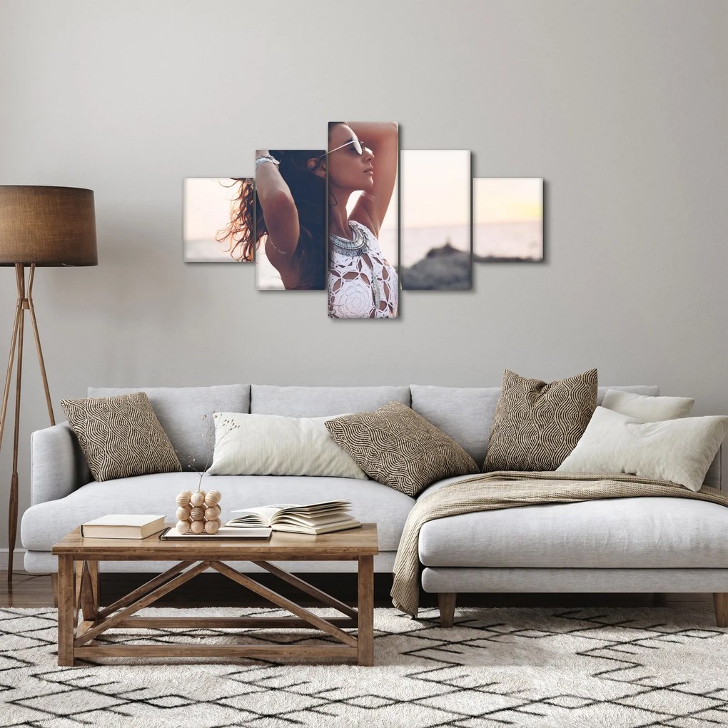 Obraz kobiety na plaży (125x70 cm)