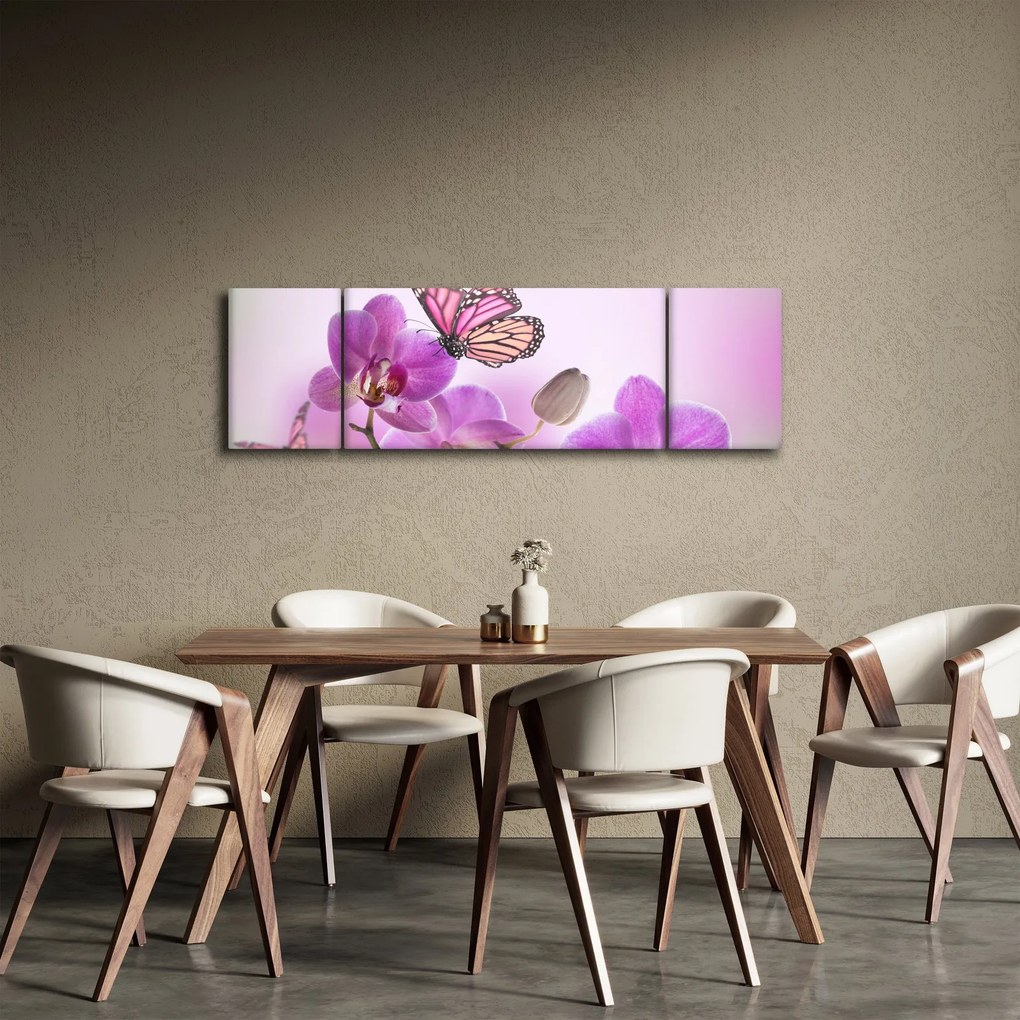 Obraz - Motyl na kwiatach orchidei, liliowy (170x50 cm)