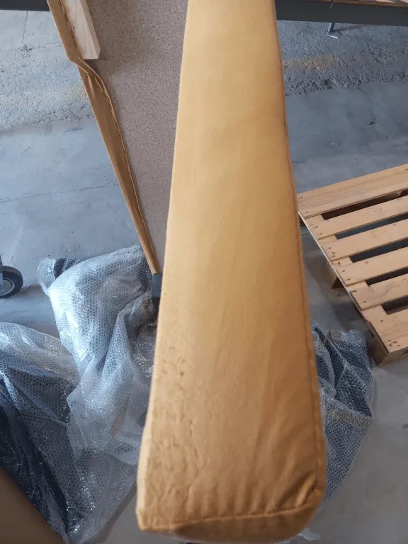 PROMOCJA Rozkładany dwustronny narożnik VENORIA SLIM 200x143 cm, musztardowy + 2 poduszki GRATIS II gatunek