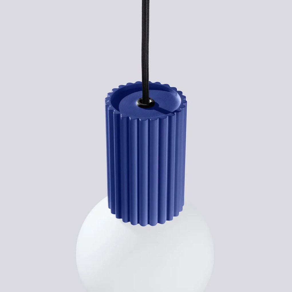 Lampa wisząca HALO 1 ultramaryna ryflowana SOLLUX LIGHTING
