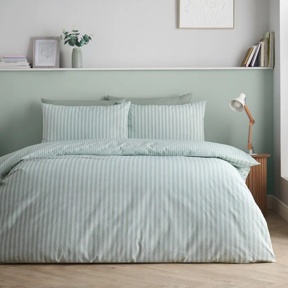 Zielona pościel dwuosobowa 3-częściowa 230x220 cm Epping Textured Stripe – Catherine Lansfield