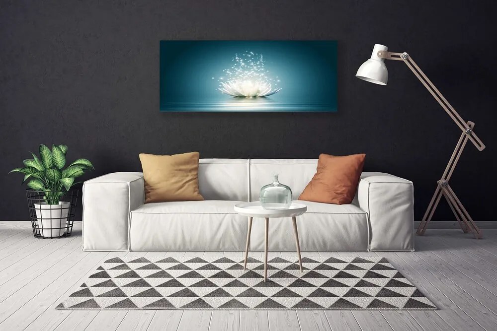 Zdjęcie na płótnie Harmonijny Rozkwit Lotosu