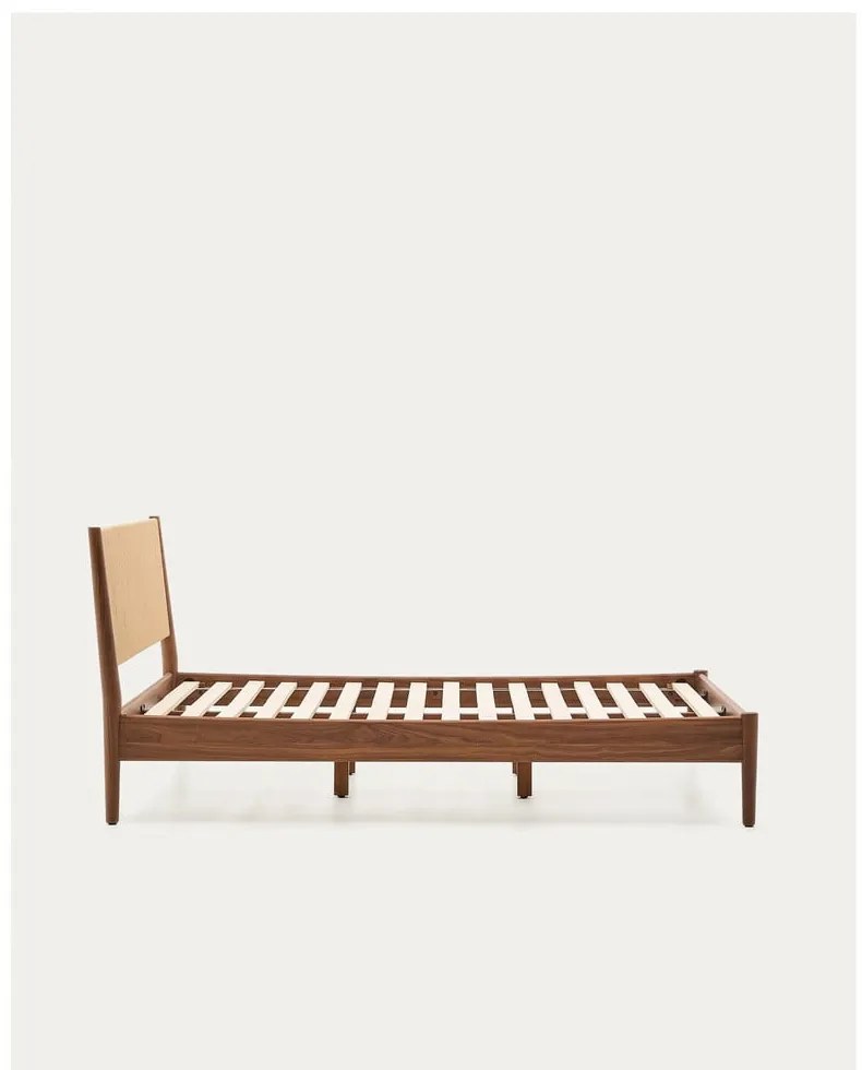 Ciemnobrązowe łóżko dwuosobowe ze stelażem 160x200 cm Elan – Kave Home