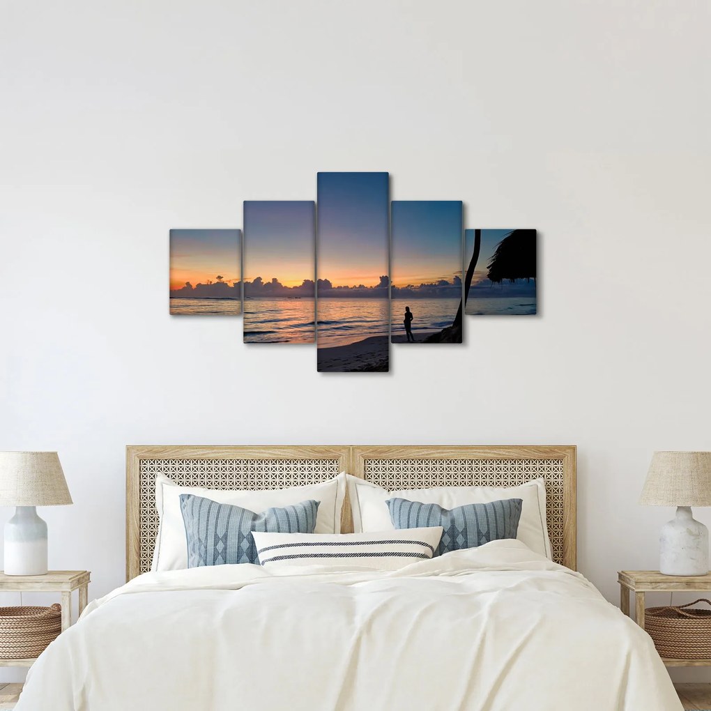 Obraz kobiety na plaży (125x70 cm)