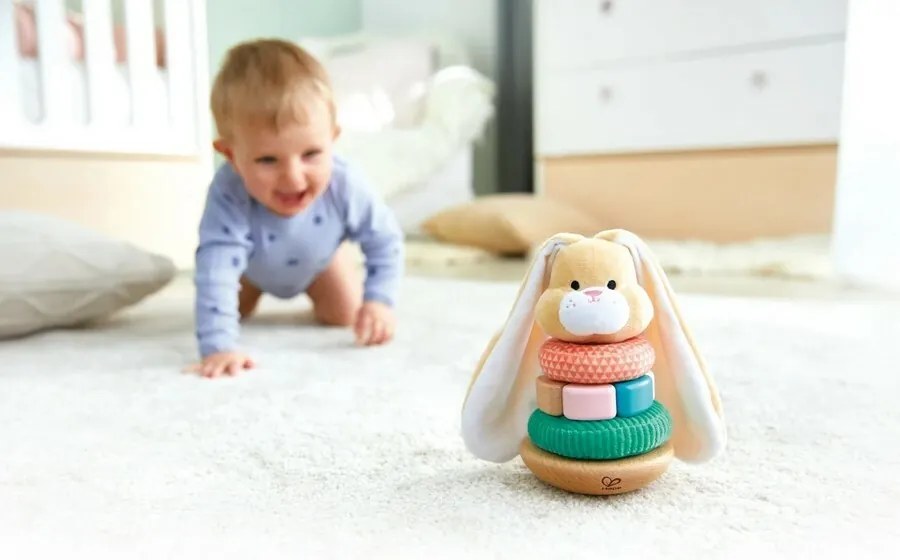 Hape Składana piramida Zajączek