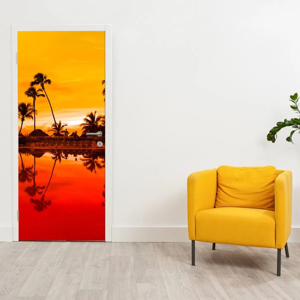 Fototapeta na drzwi - Zachód Słońca nad kurortem (95x205cm)