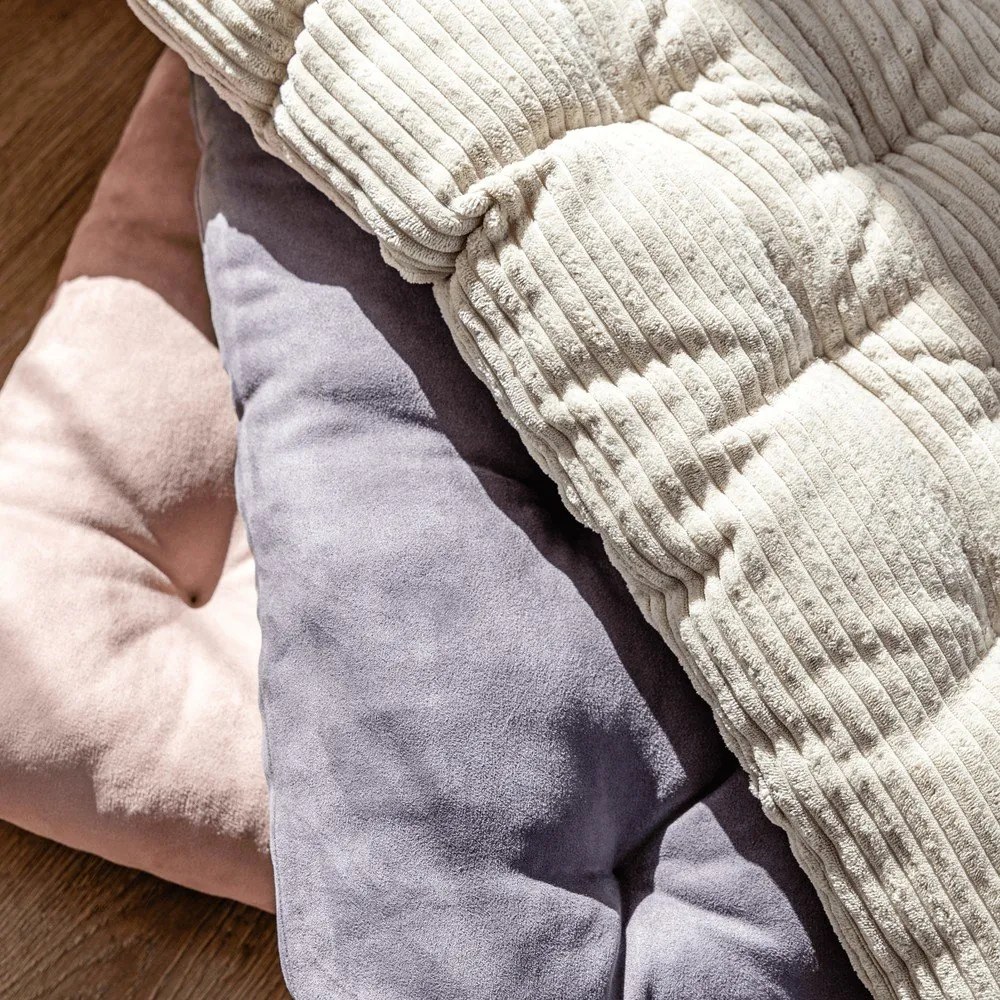 Beżowo-naturalna huśtawka z litego drewna sosnowego 39x75x38 cm Montessori – Meowbaby